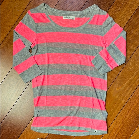 Abercrombie & Fitch Tops - NWOT Y2K Abercrombie & Fitch Neon Knit Top